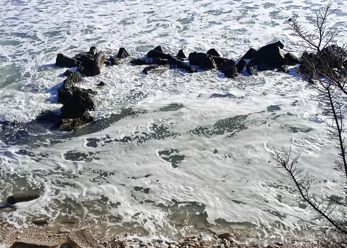 Sea View Апартамент *